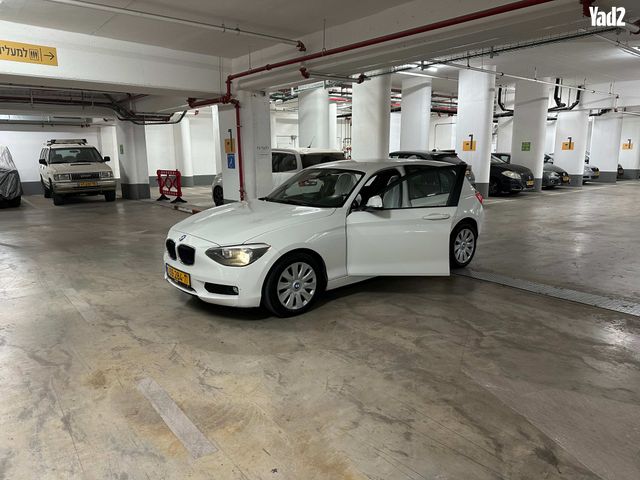 מודעת רכב ב מ וו סדרה 1