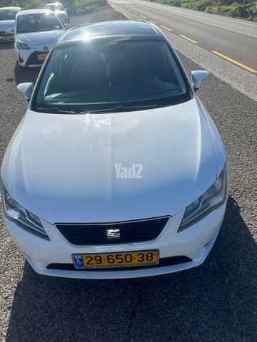 מודעת רכב סיאט לאון