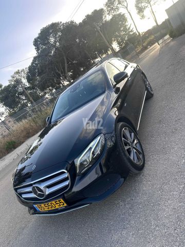 מודעת רכב מרצדס-בנץ E-class