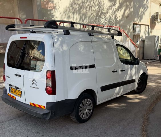מודעת רכב סיטרואן ברלינגו