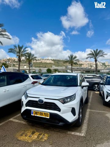 מודעת רכב טויוטה RAV4