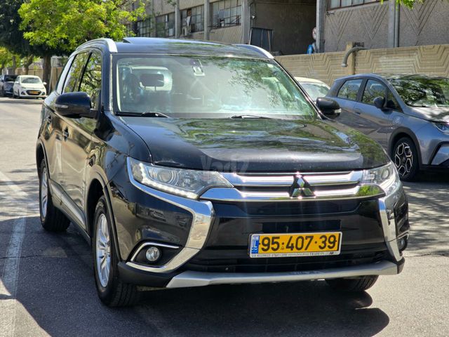 מודעת רכב מיצובישי אאוטלנדר 1