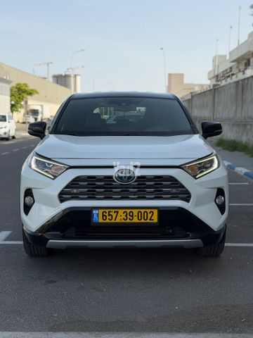 מודעת רכב טויוטה RAV4