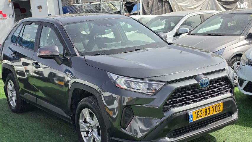 מודעת רכב טויוטה RAV4