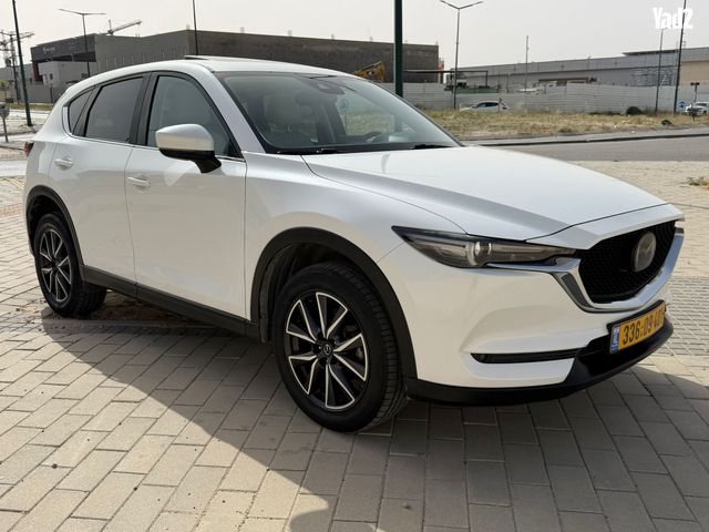 מודעת רכב מאזדה CX-5