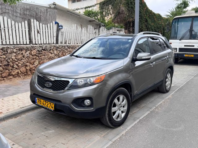 מודעת רכב קיה סורנטו 2