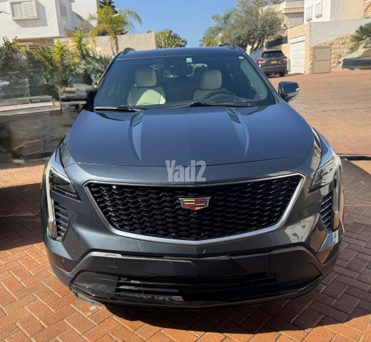 מודעת רכב קאדילק XT4