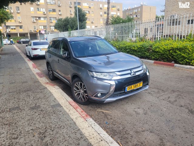 מודעת רכב מיצובישי אאוטלנדר