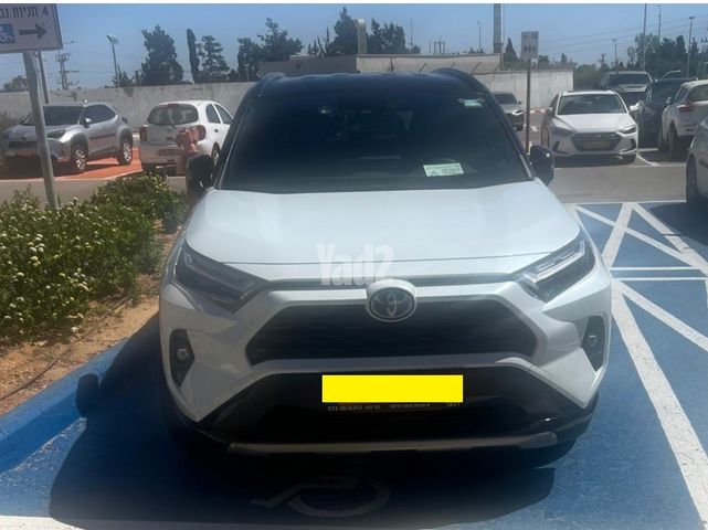 מודעת רכב טויוטה RAV4