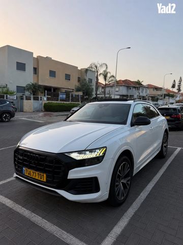מודעת רכב אאודי Q8