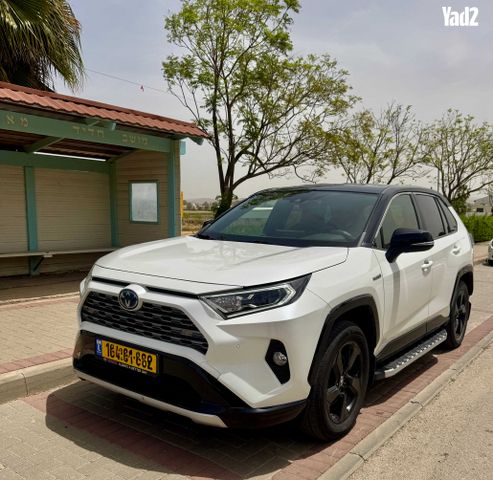 מודעת רכב טויוטה RAV4
