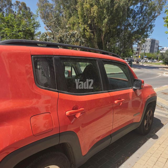 מודעת רכב ג'יפ רנגייד