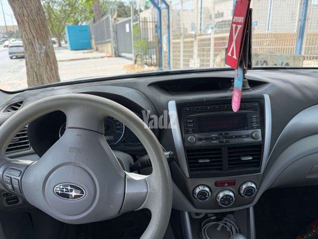 מודעת רכב סובארו פורסטר
