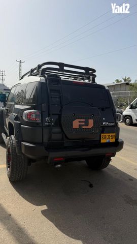 מודעת רכב טויוטה FJ קרוזר