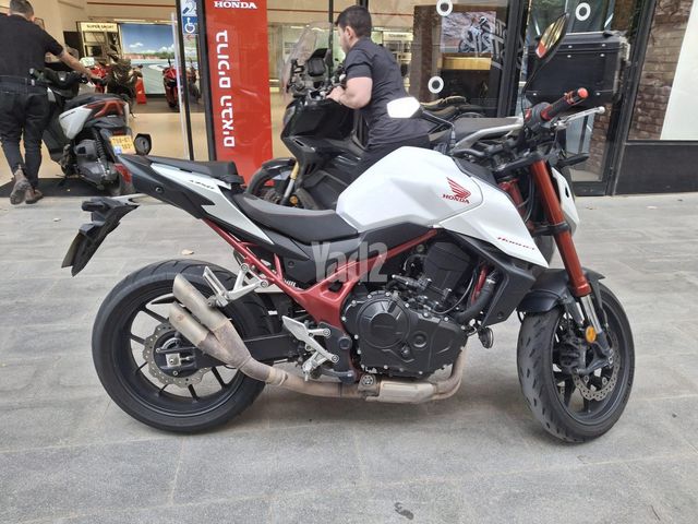מודעת רכב הונדה HORNET 750