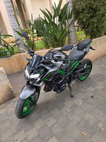 מודעת רכב קאוואסאקי Z900