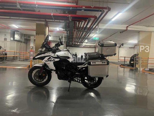 מודעת רכב בנלי TRK502X
