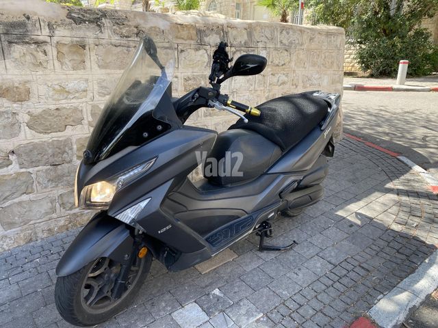 מודעת רכב קימקו איקס-טאון 125I