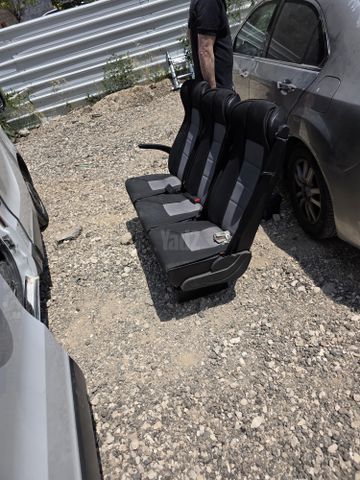feedItemObj.data.row_1