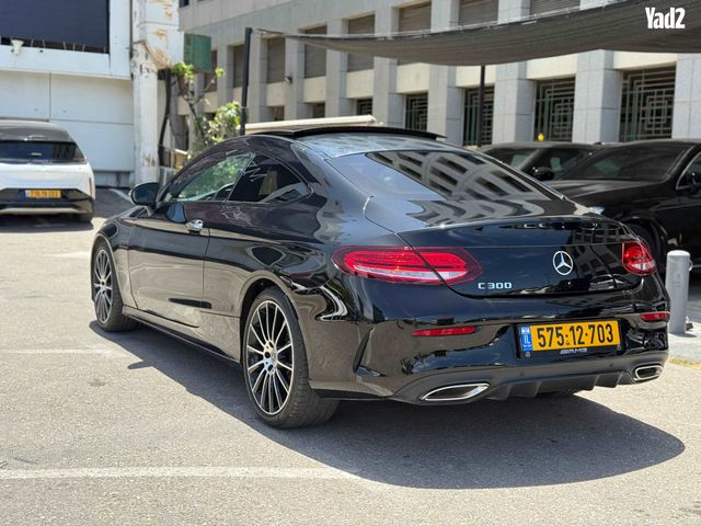 מודעת רכב מרצדס-בנץ C-class
