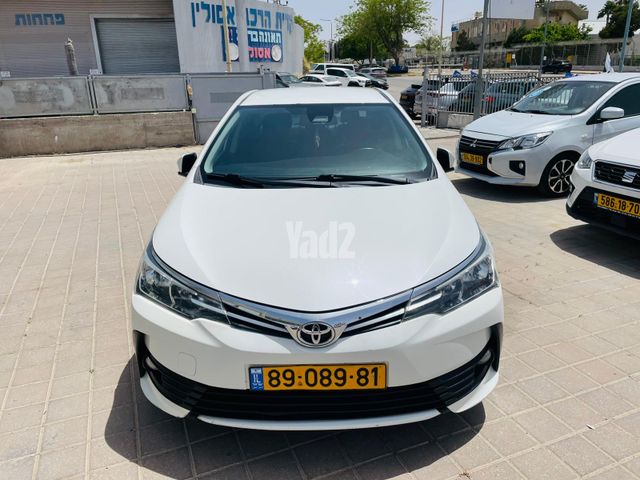 מודעת רכב טויוטה קורולה 3