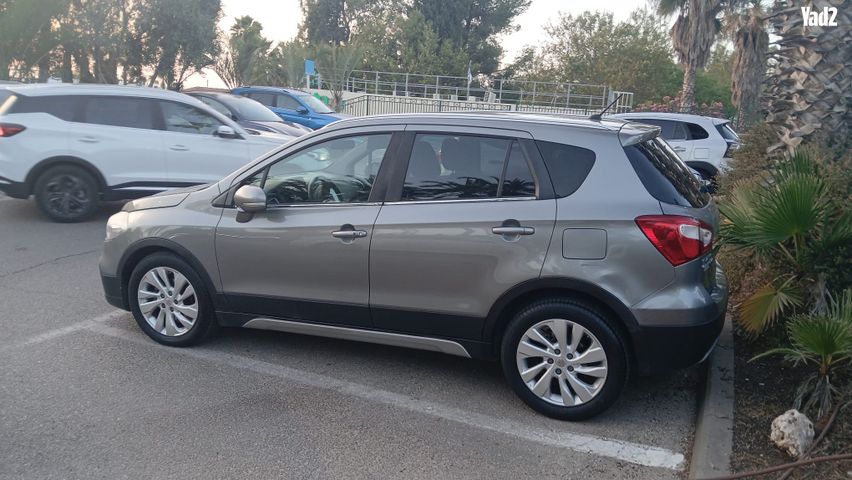 מודעת רכב סוזוקי קרוסאובר 2
