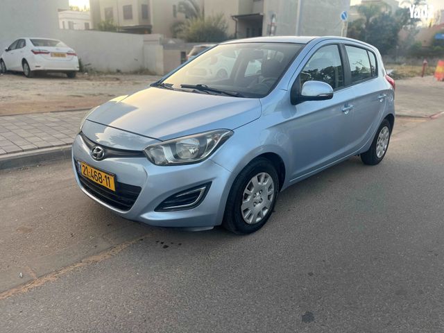 מודעת רכב יונדאי i20