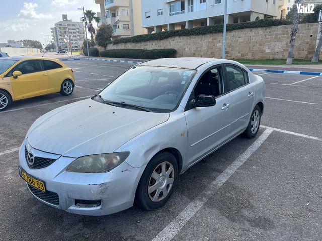 מודעת רכב מאזדה 3