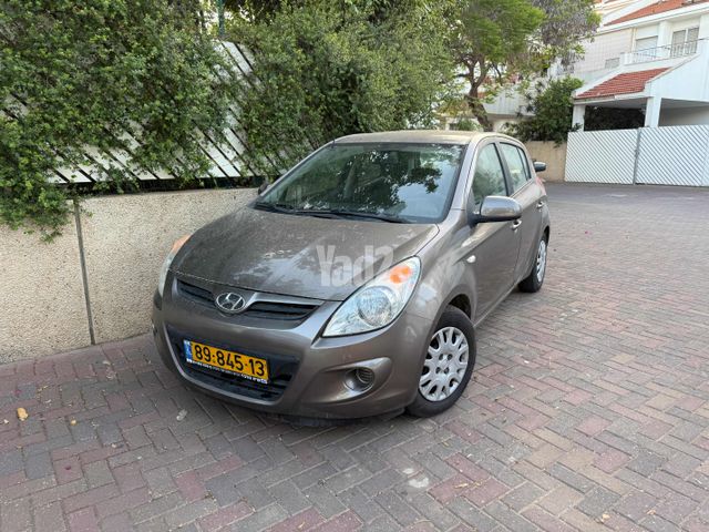 מודעת רכב יונדאי i20