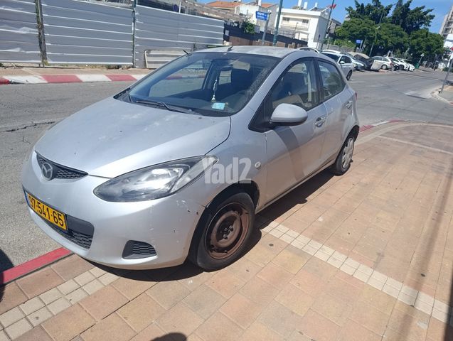 מודעת רכב מאזדה 2 2
