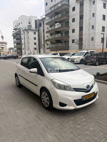 מודעת רכב טויוטה יאריס