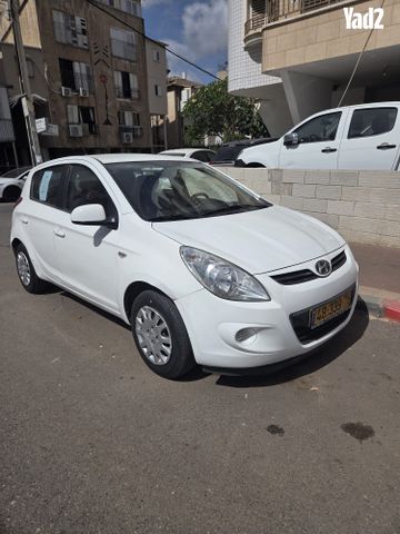 מודעת רכב יונדאי i20