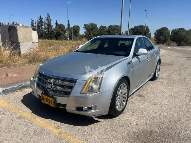 מודעת רכב קאדילק CTS