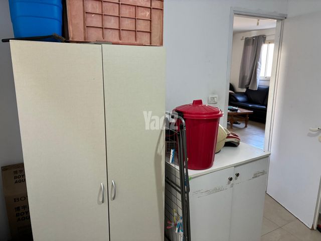 יוסף אהרונוביץ' 28