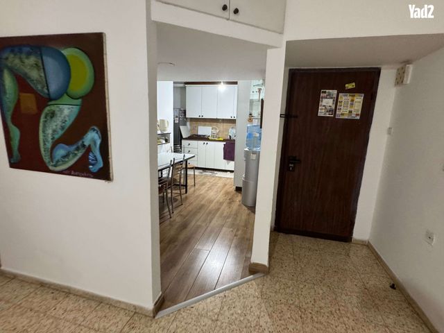 ענתות 37
