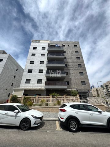 מודעת נכס, הרב משה צבי נריה, אפרידר, אשקלון