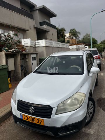 מודעת רכב סוזוקי קרוסאובר