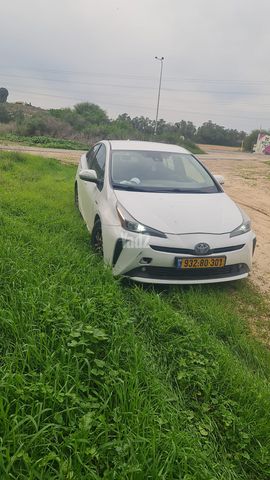 מודעת רכב טויוטה פריוס