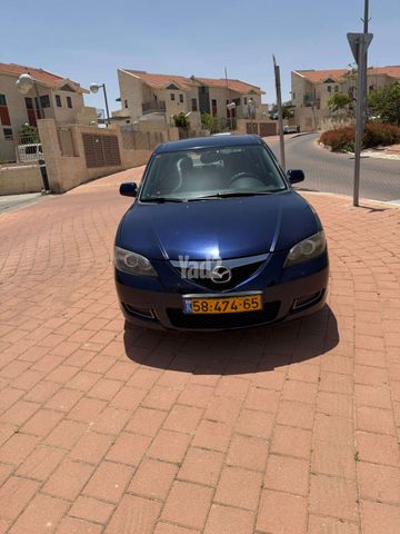 מודעת רכב מאזדה 3