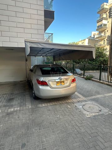 מודעת רכב ביואיק לה-קרוס