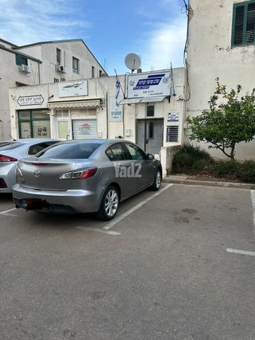 מודעת רכב מאזדה 3