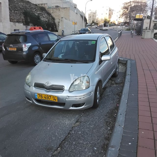 מודעת רכב טויוטה יאריס