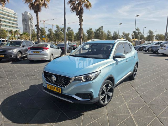 מודעת רכב אם ג'י ZS