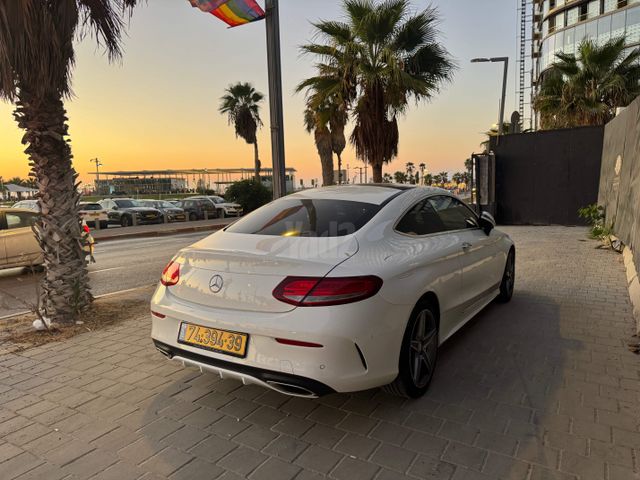 מודעת רכב מרצדס-בנץ C-class