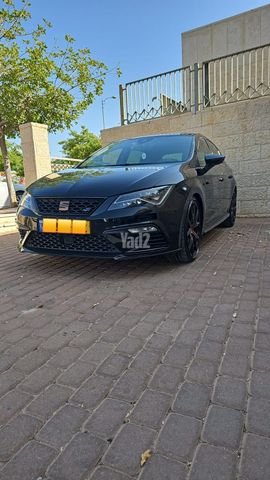 מודעת רכב סיאט לאון