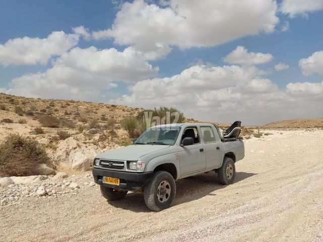 מודעת רכב טויוטה היילקס