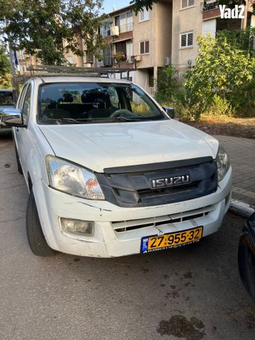 מודעת רכב איסוזו די-מקס