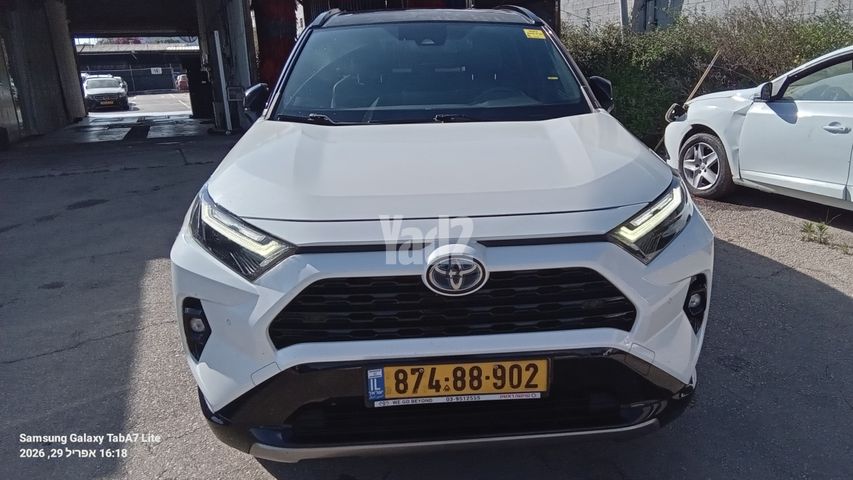 מודעת רכב טויוטה RAV4