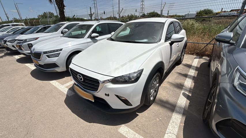 מודעת רכב מאזדה CX-3