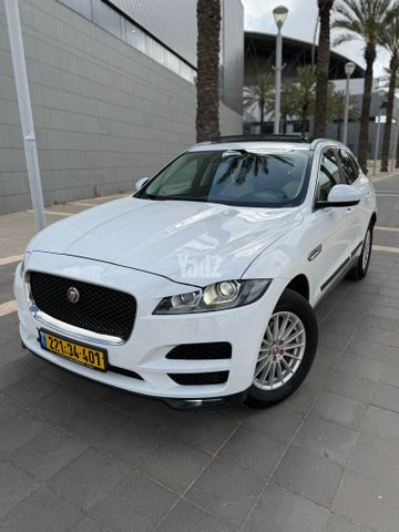 מודעת רכב יגואר F-Pace